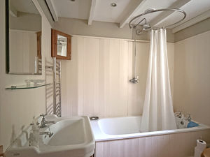 Photo 9- click for photo gallery